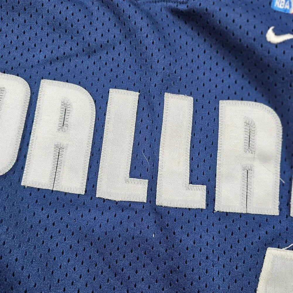 Nike Dallas Mavericks Jersey Mens XL +2 Length Blue Finley #4 NBA Basketball VTG
